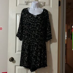 Beautiful quarter length sleeve romper